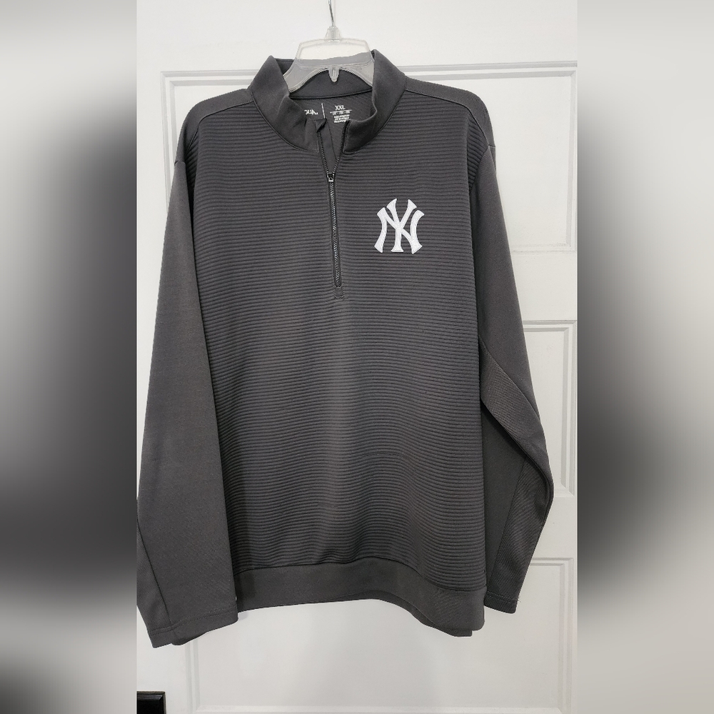 Men's Antigua XXL New York Yankees pullover see last pic!